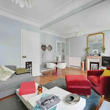 Luxurious And Charming Apartamento